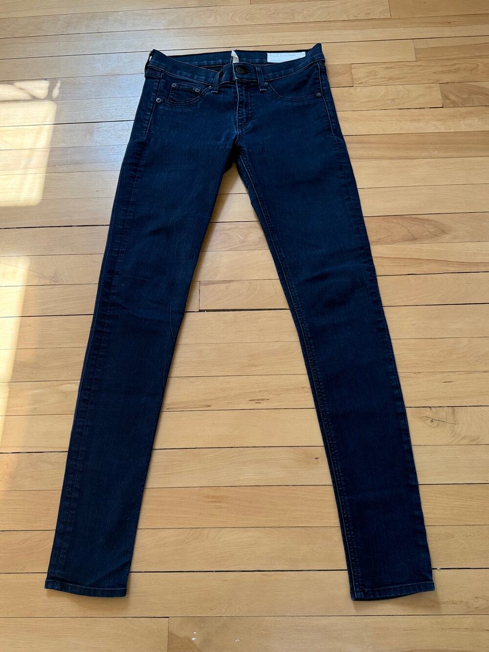 Rag & Bone / JEAN "The Legging" Skinny Jeans Size 26, EUC